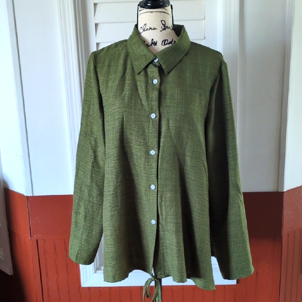 YOZY Olive Green Women's Button-Up Top